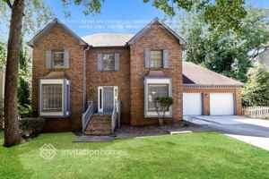 featured image of 5018 Stoney Point Cir