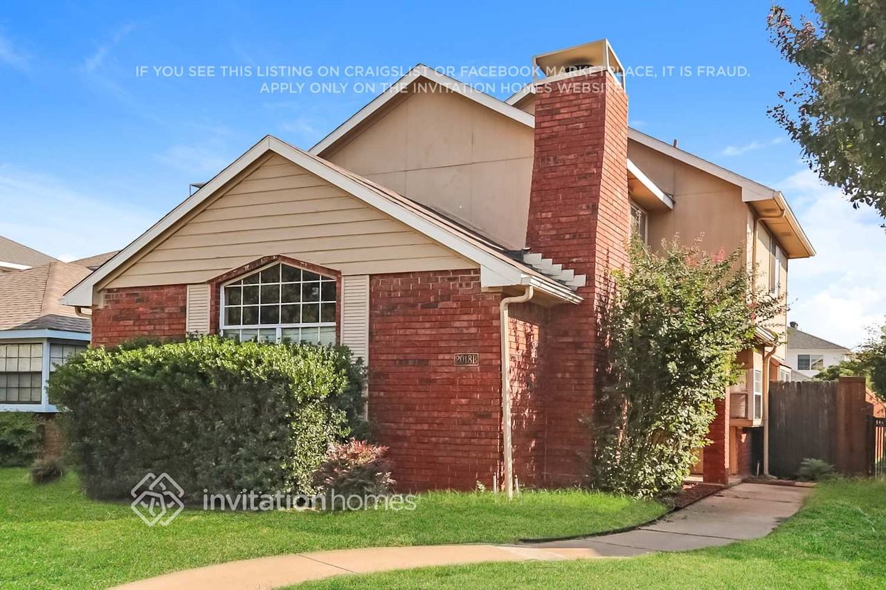 2018 Falcon Ridge Dr - Photo 4 of 18