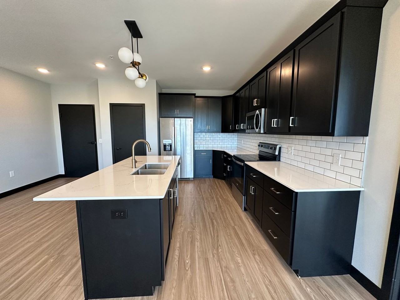 Fairway - Photo 6 of 6