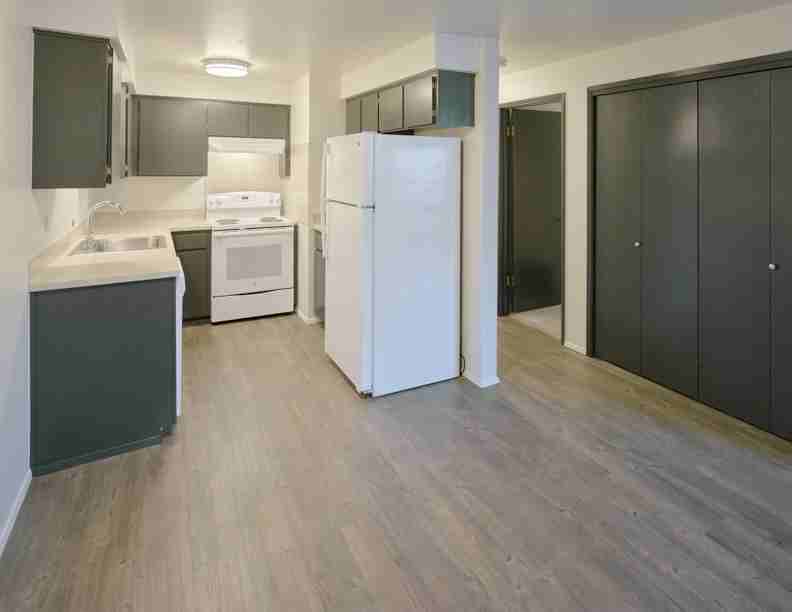 Vesper - Photo 3 of 21