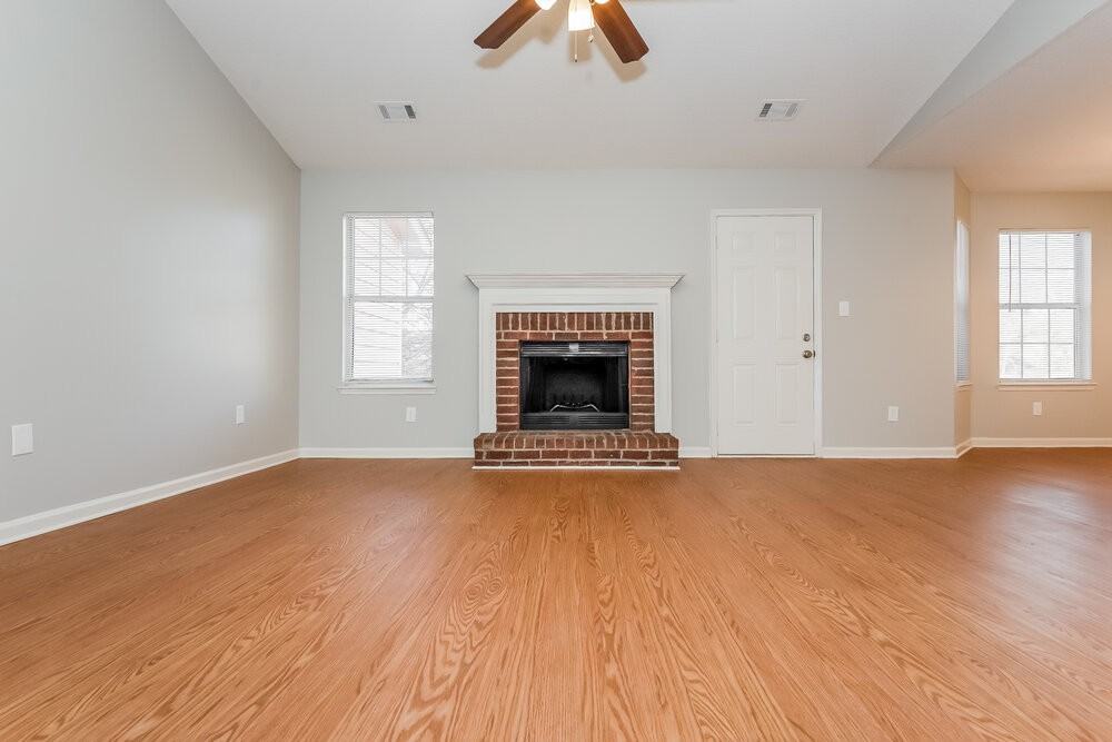 1582 Glynn Ct - Photo 3 of 16