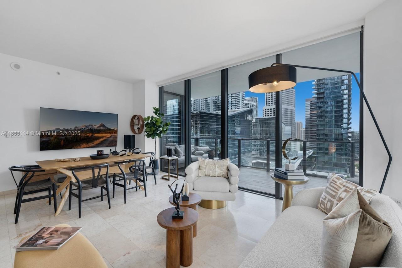 SE 7th St & S Miami Ave - Photo 4 of 15