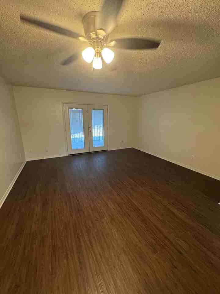 405 Mcmillain St #24 - Photo 6 of 24