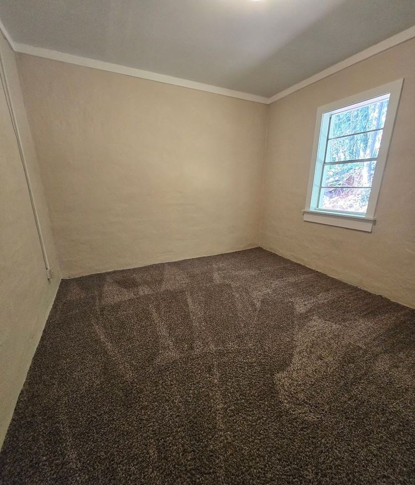 Hamm St - Photo 3 of 23