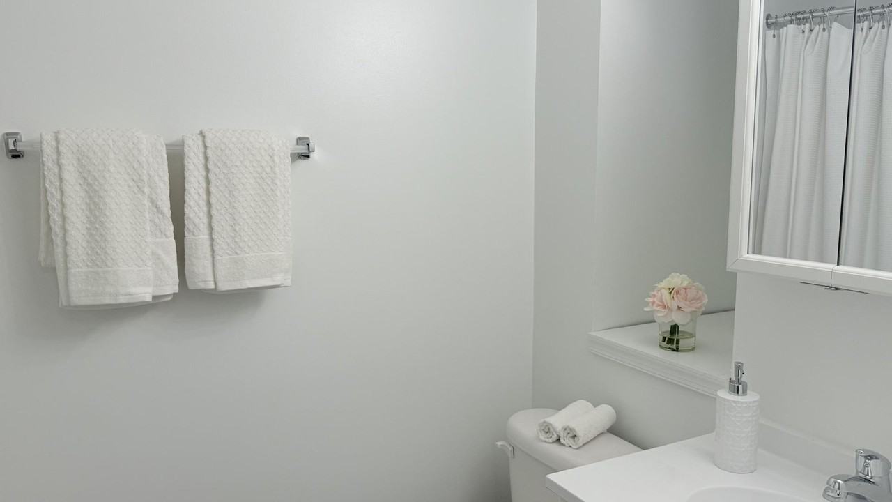 Bridgeport Suites - Photo 7 of 12