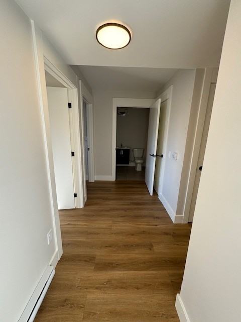 41 Colonial Cres #2 - Photo 2 of 16