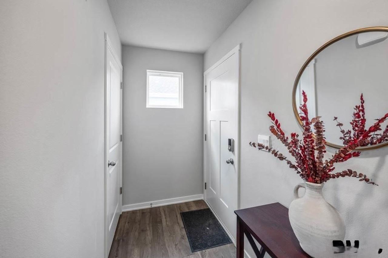 10809 S 178th Ave - Photo 2 of 17