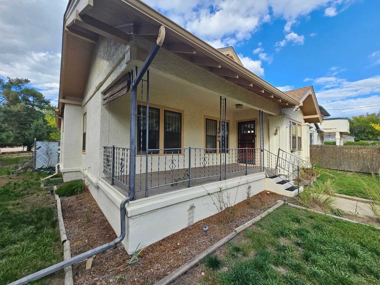 1806 W Yampa St - Photo 2 of 20