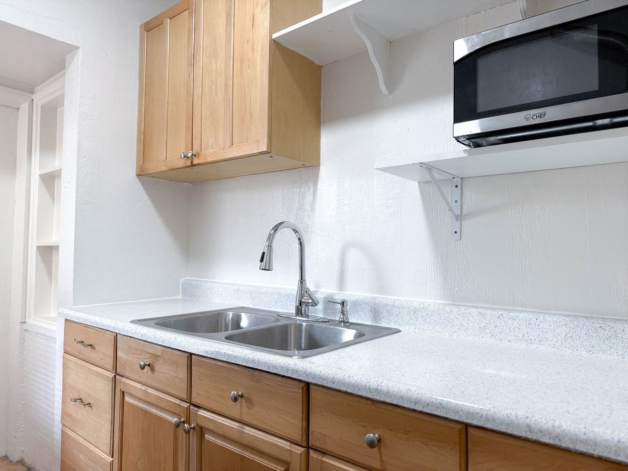 C Street Villas - Photo 4 of 6