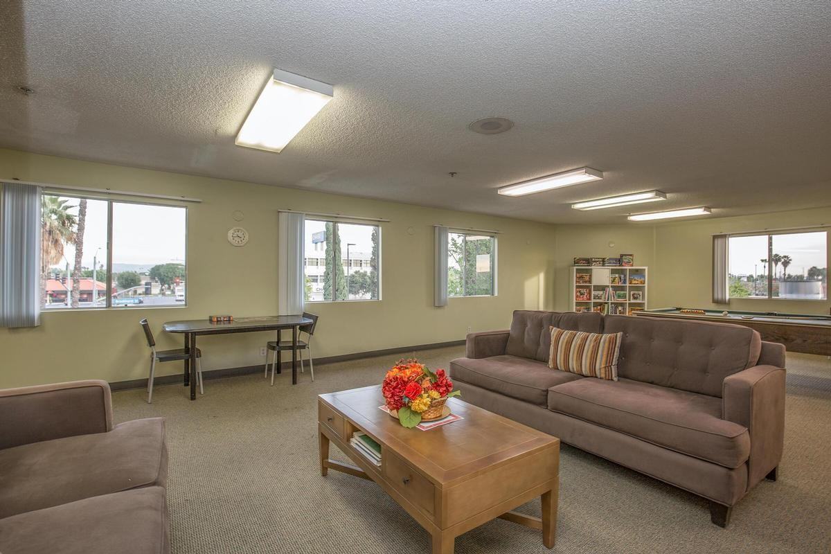 835 S Brookhurst St - Photo 2 of 19