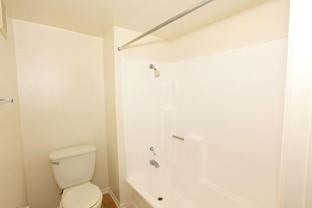 835 S Brookhurst St - Photo 1 of 1