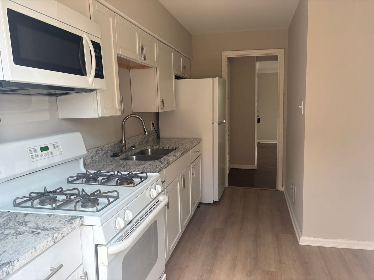 1009 Lilley Ave #D - Photo 7 of 10