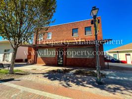 featured image of 207 South Dallas Street