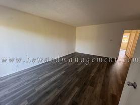 04250LI - Photo 1 of 1