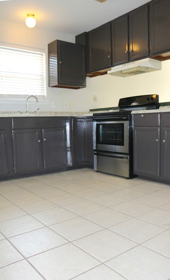 1933 Orange St - Photo 2 of 13