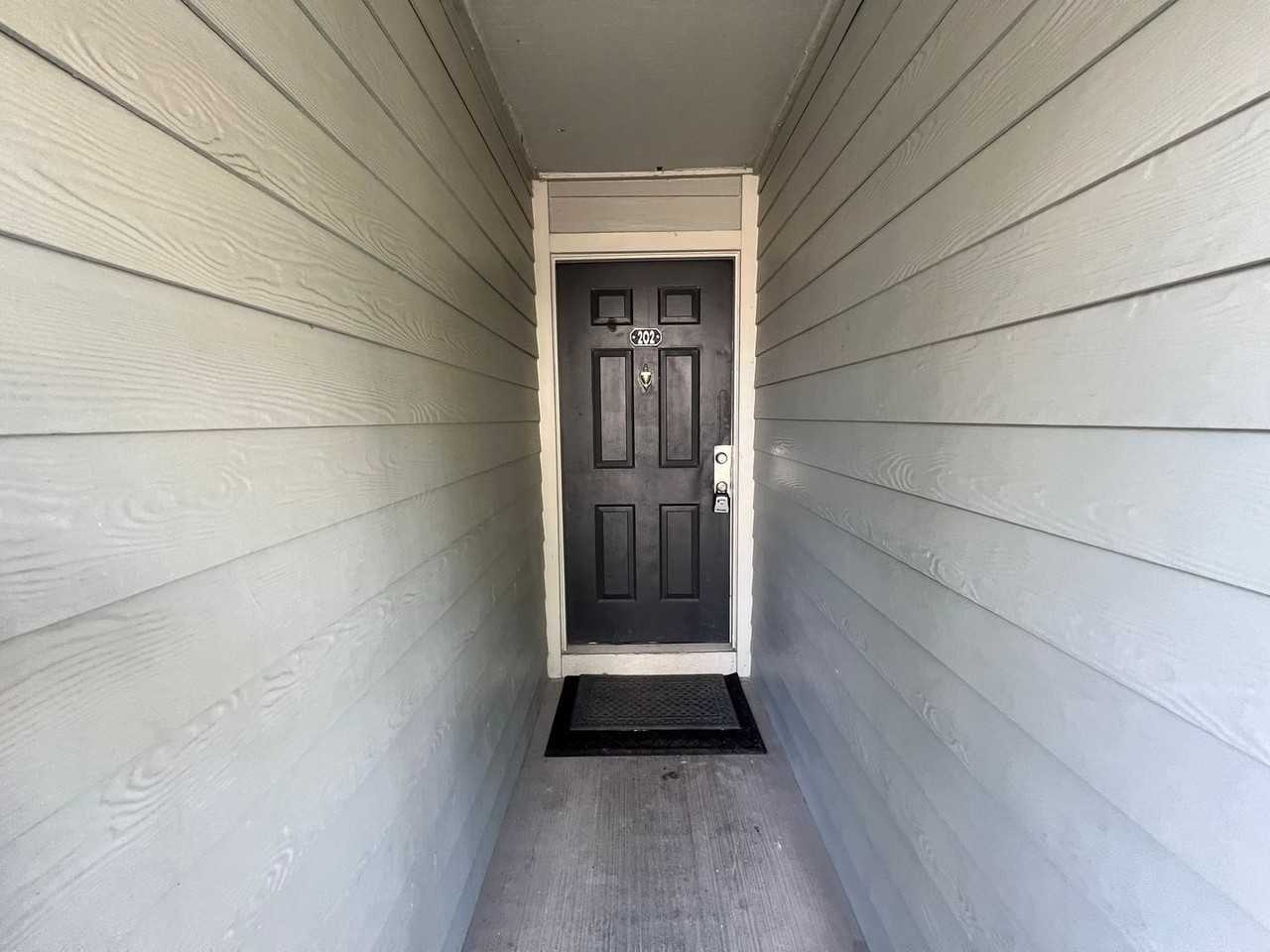 6178 Westgate Dr - Photo 2 of 21