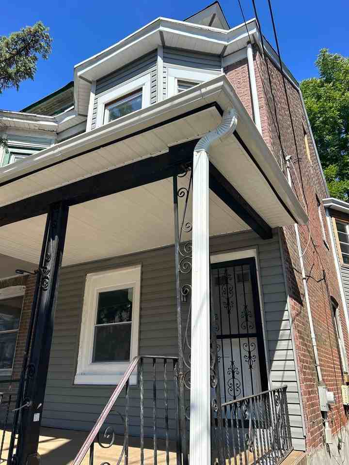 156 Hoffman Ave - Photo 2 of 19