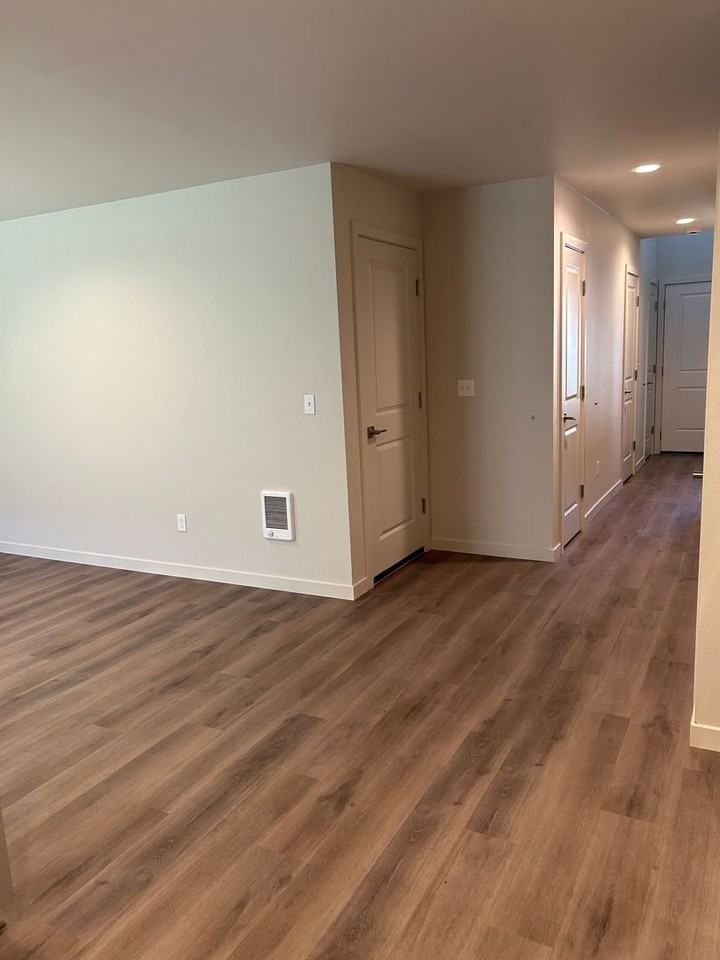 Cowiche Creek Townhouses - Photo 4 of 23