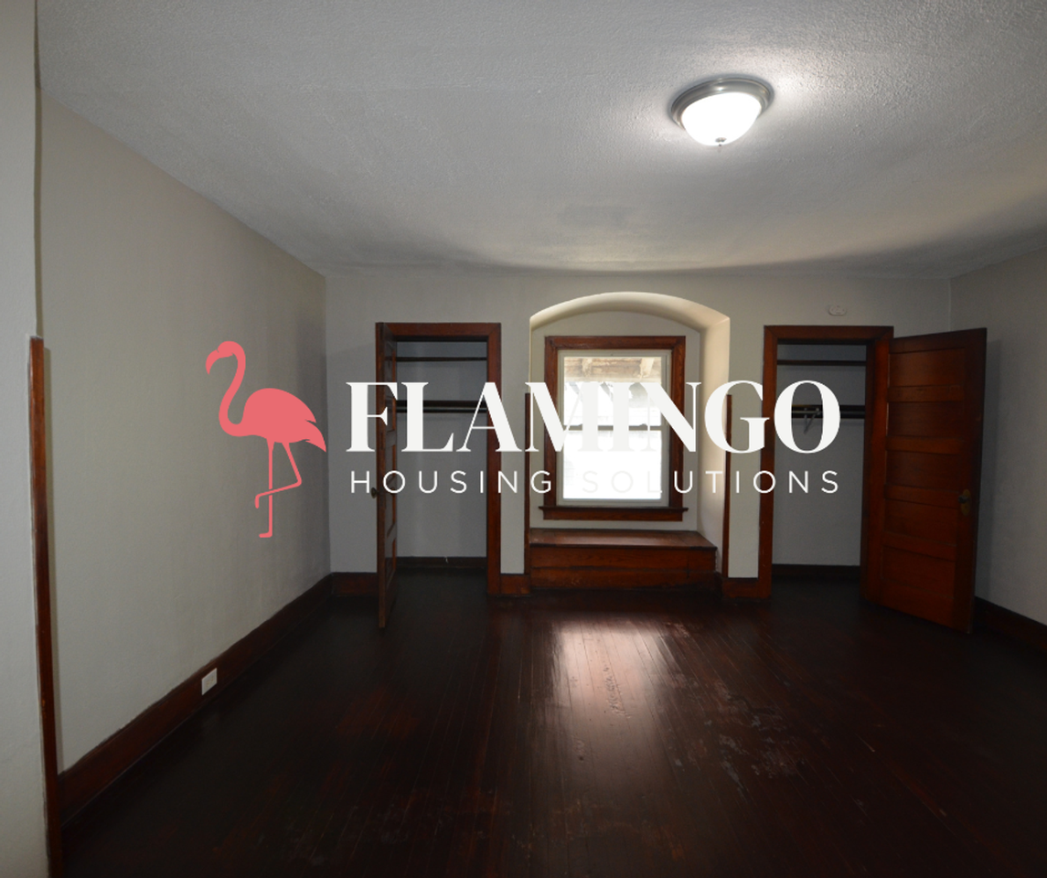 46 Cambridge Avenue - Photo 3 of 16