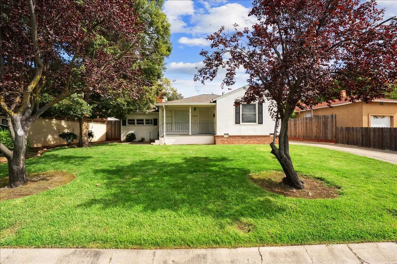 2804 Avalon Dr - Photo 2 of 22