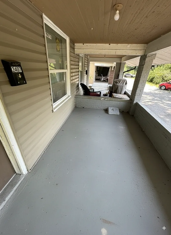 2407 East 16th Street - Photo 3 of 15