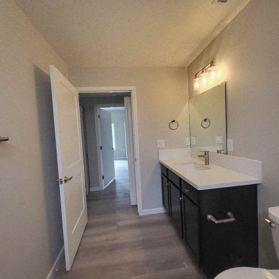 397 W 10th Street - Photo 7 of 27