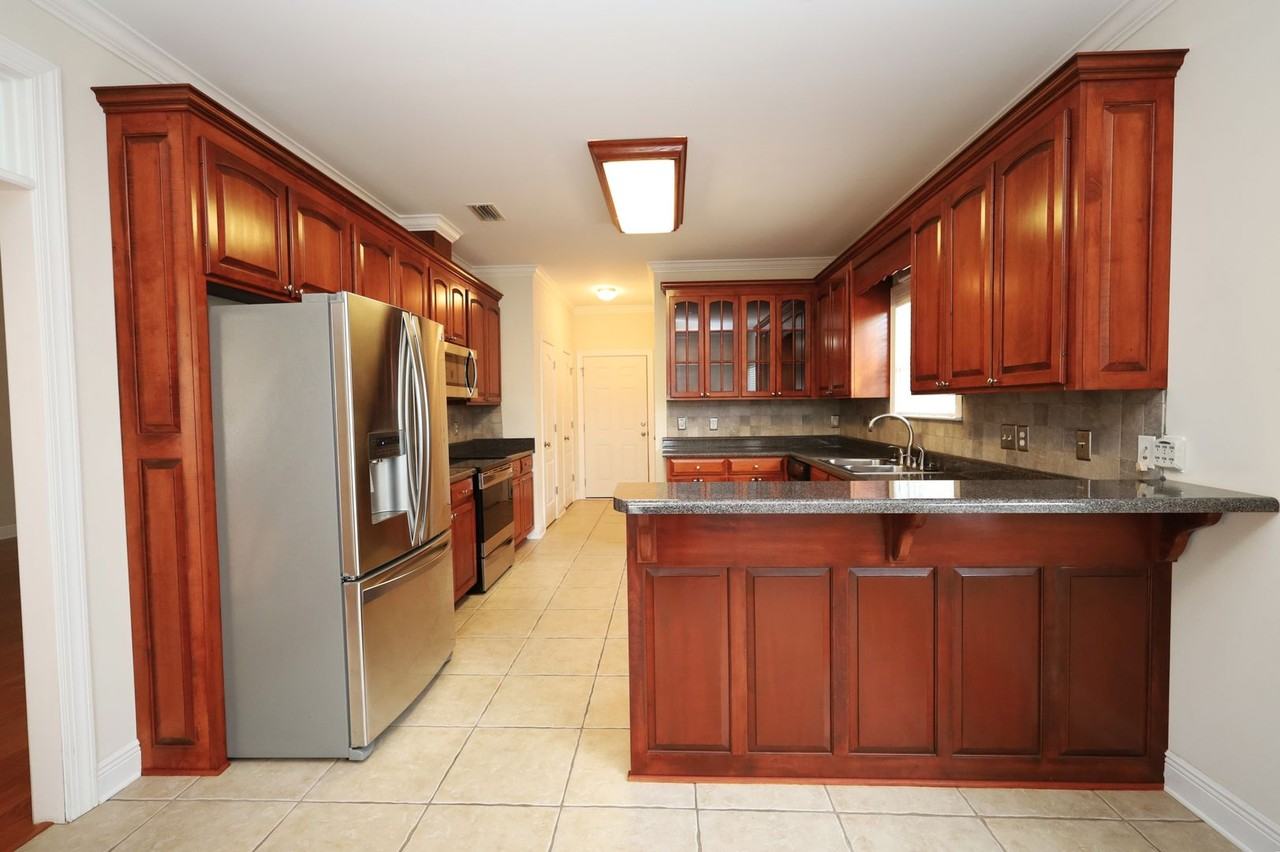 3261 Jordan Way - Photo 6 of 18