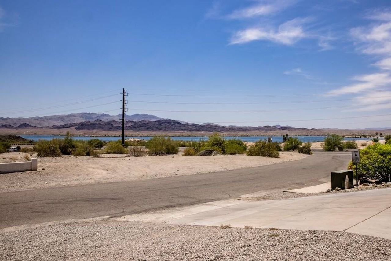 1801 Walnut Dr - Photo 3 of 26