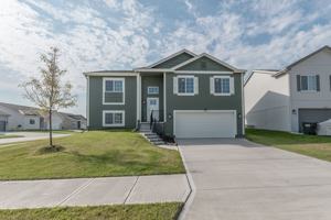 featured image of 10901 Baker St