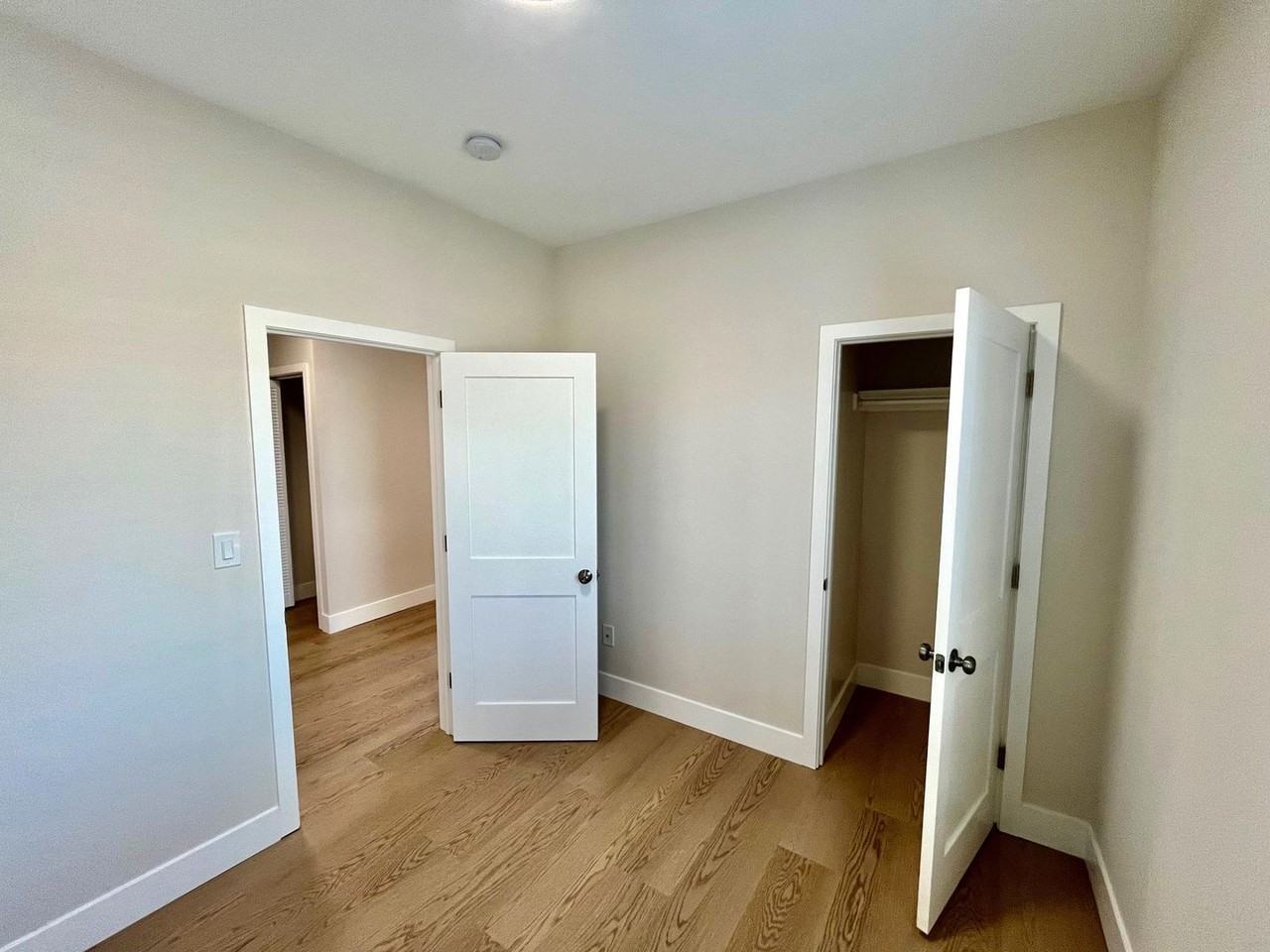 1561 Innes Ave - Photo 4 of 13