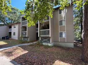 109 Se 16th Ave - Photo 1 of 1