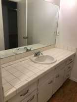 600 E Sunset Dr - Photo 1 of 1