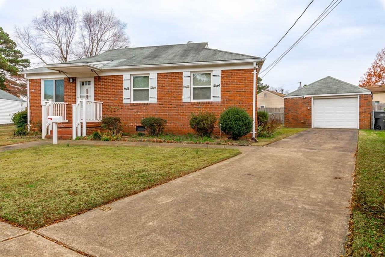 6238 Niagara Cir - Photo 3 of 31