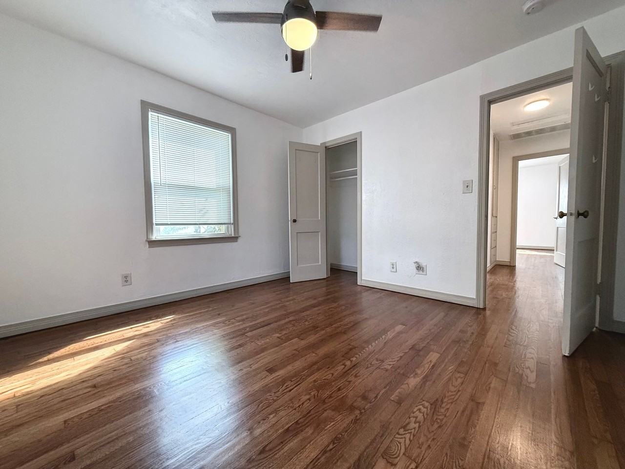 805 Dakota St - Photo 6 of 12
