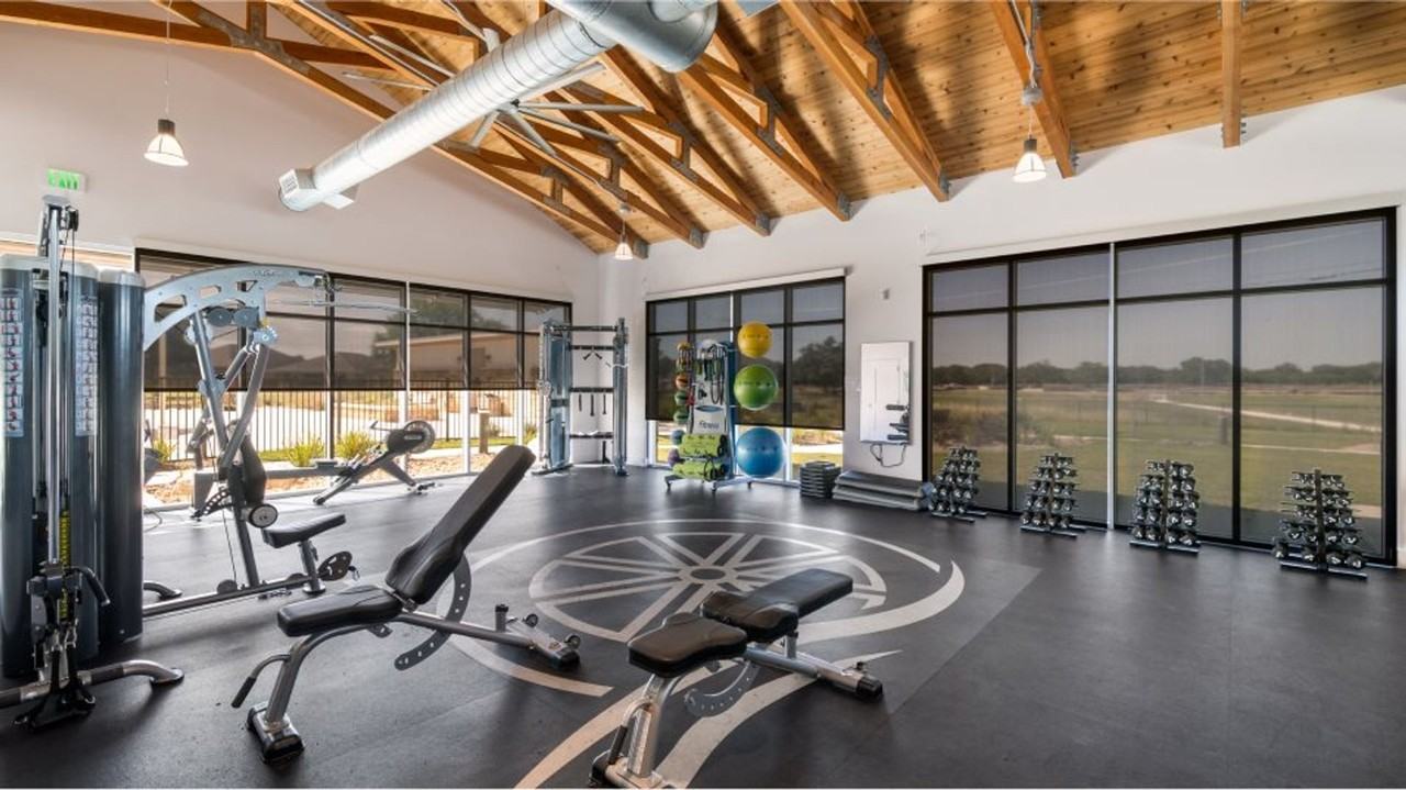 8722 Segura Way - Photo 5 of 23