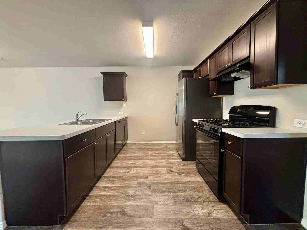 8722 Segura Way - Photo 7 of 23