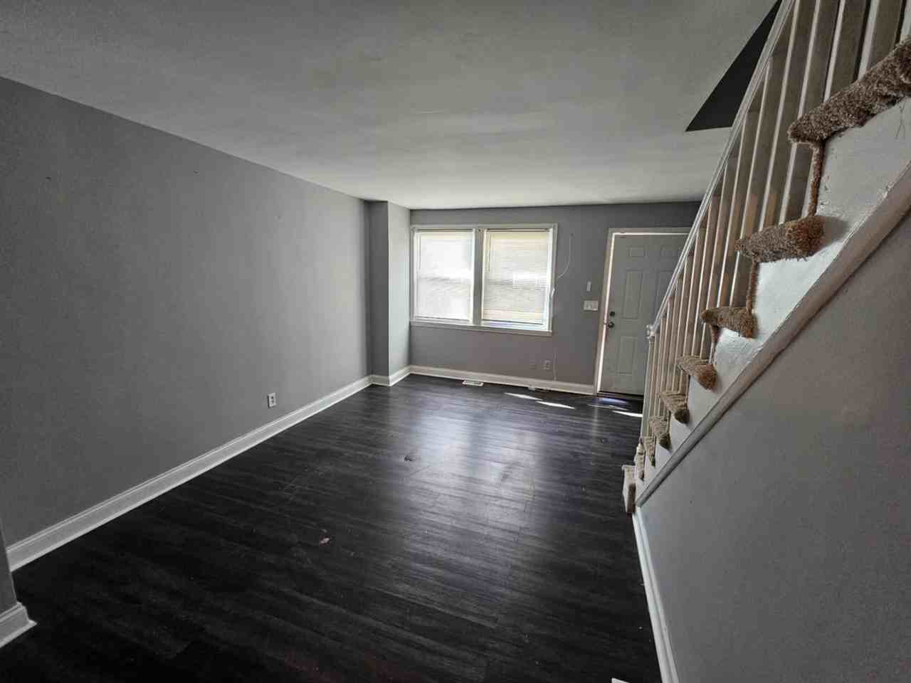 4358 Nicholas Ave - Photo 4 of 12