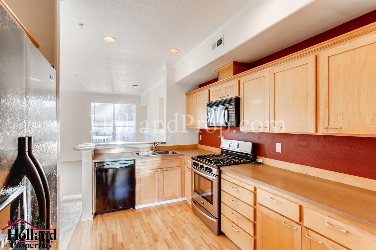 2824 Nw Kennedy Ct - Photo 6 of 17