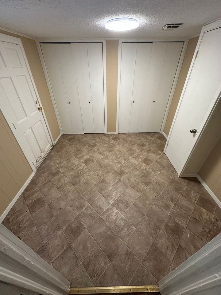 1309 S Jefferson Ave - Photo 3 of 10