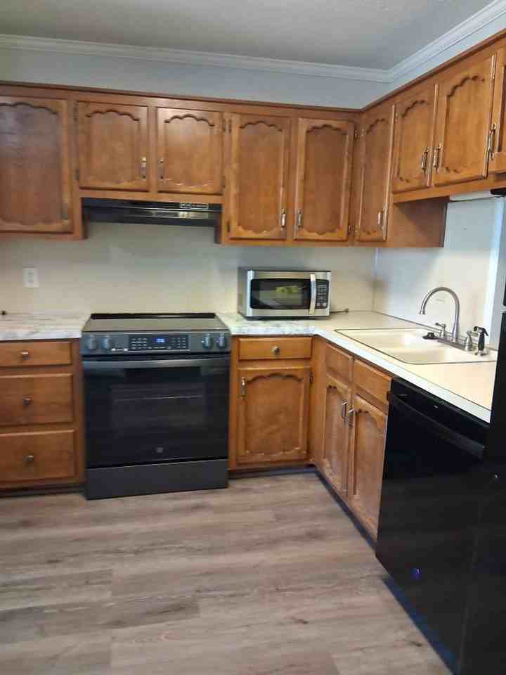 3439 Wildewood Drive - Photo 2 of 13