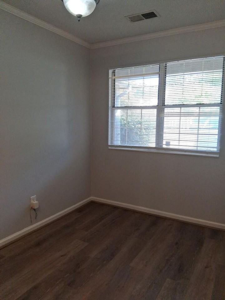 3439 Wildewood Drive - Photo 3 of 13