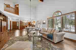 featured image of 1030 Mountain Park Drive