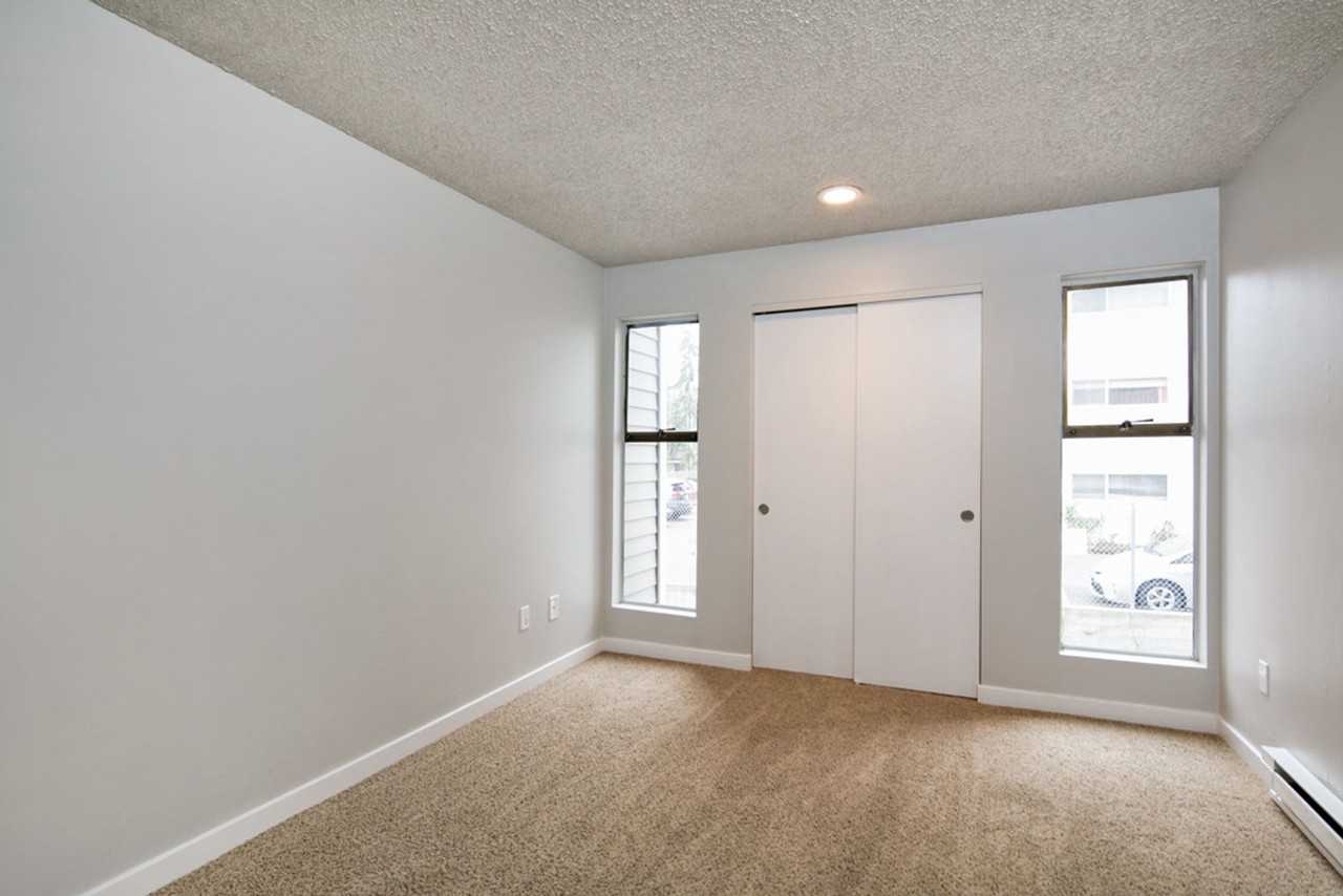 Urban North - Photo 5 of 13