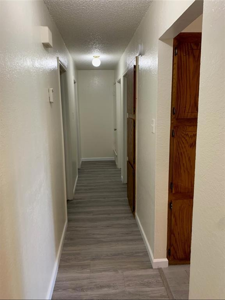 7304 Meadowbrook Drive - Photo 6 of 11