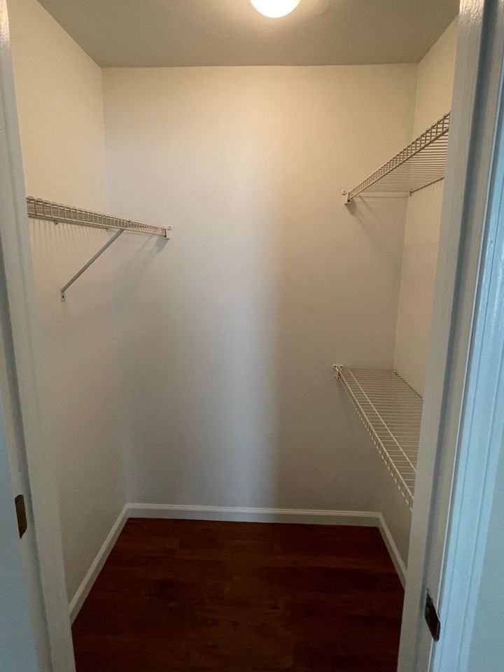 215 W 3rd St - Photo 7 of 9