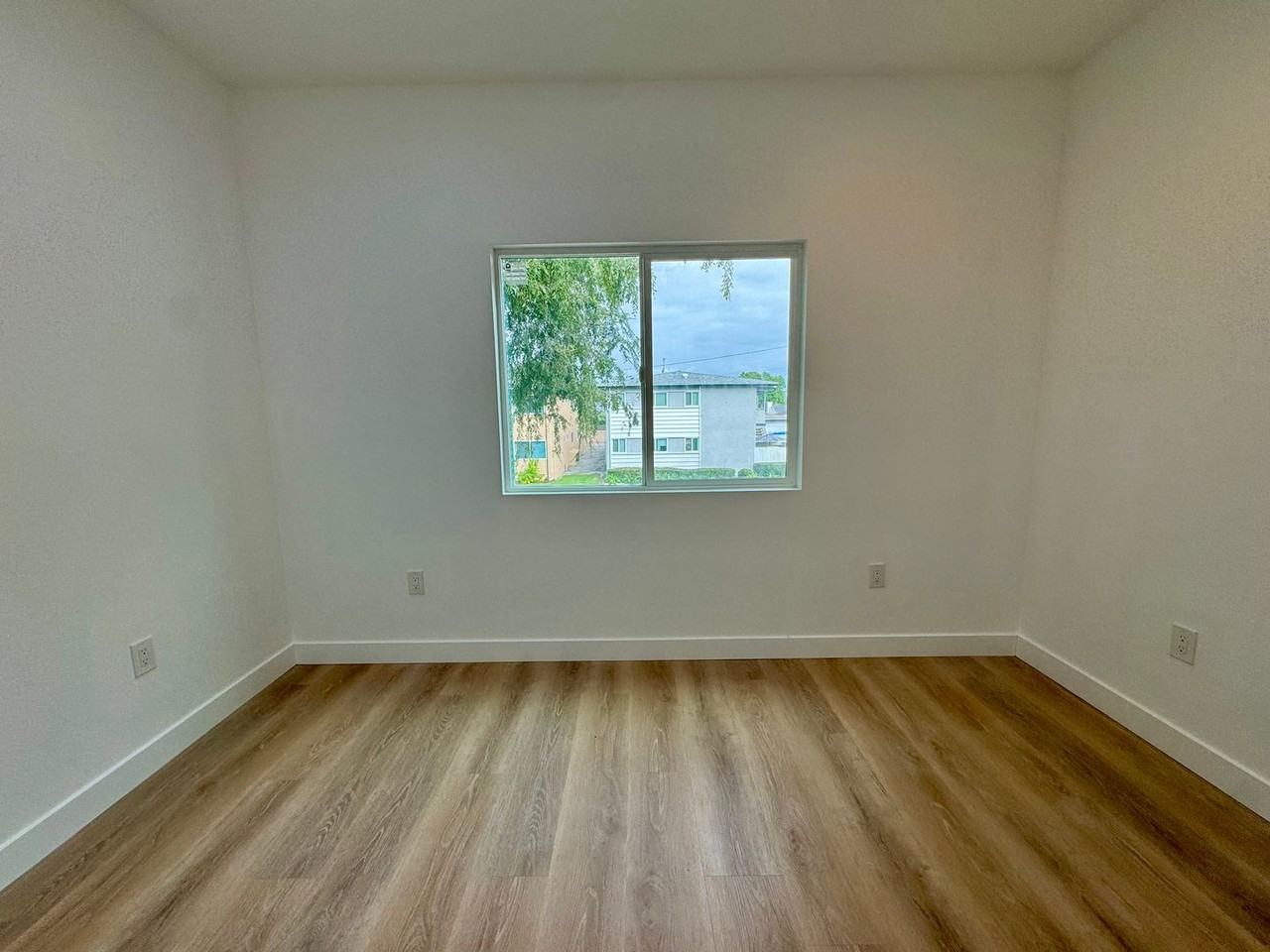 2225 San Anseline Ave - Photo 7 of 8