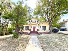 810 W Magnolia Ave - Photo 1 of 1