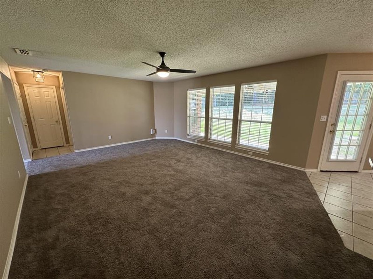 2305 Haverhill Dr - Photo 5 of 27