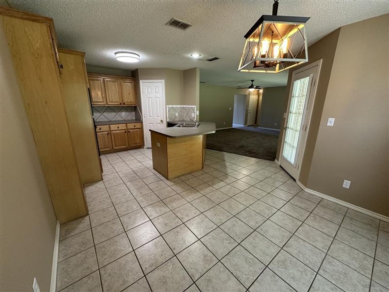 2305 Haverhill Dr - Photo 7 of 27