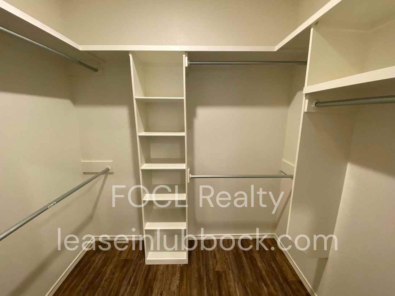 5853 Virginia Ave - Photo 6 of 11